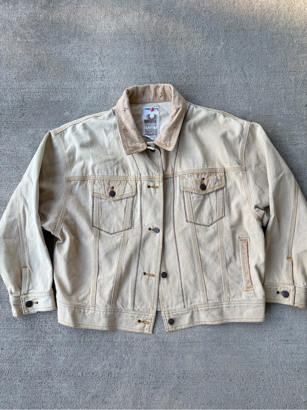Vintage 90s crazy horse sun bleached floral embroidered jean jacket coat boho 12 - Picture 4 of 6